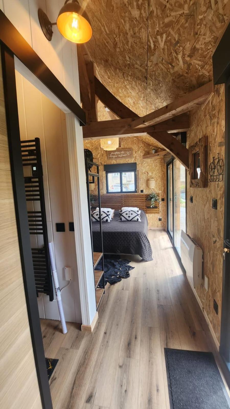 Lodge Du Chateau De Feschaux Villeneuve-sous-Pymont エクステリア 写真