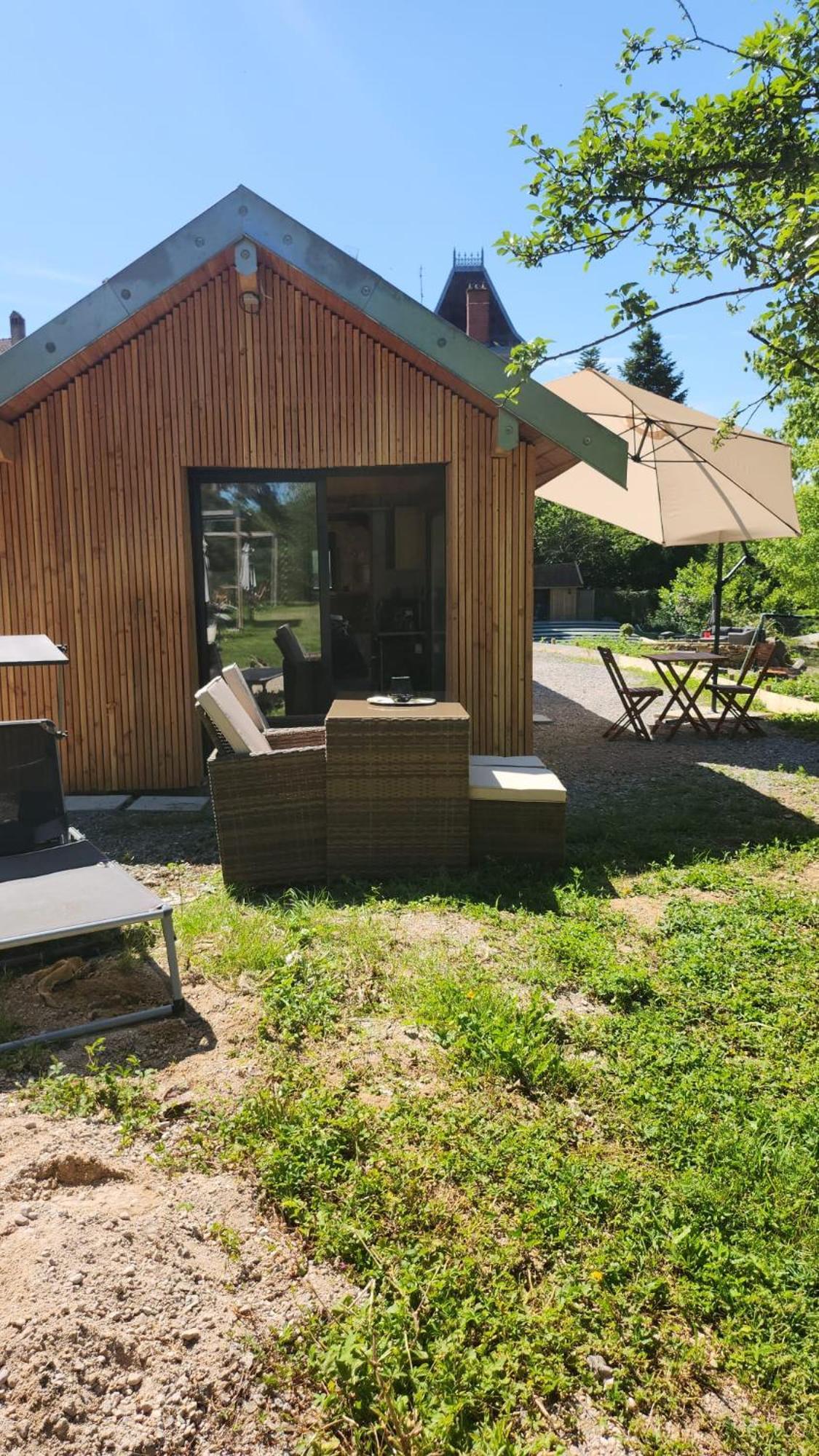 Lodge Du Chateau De Feschaux Villeneuve-sous-Pymont エクステリア 写真